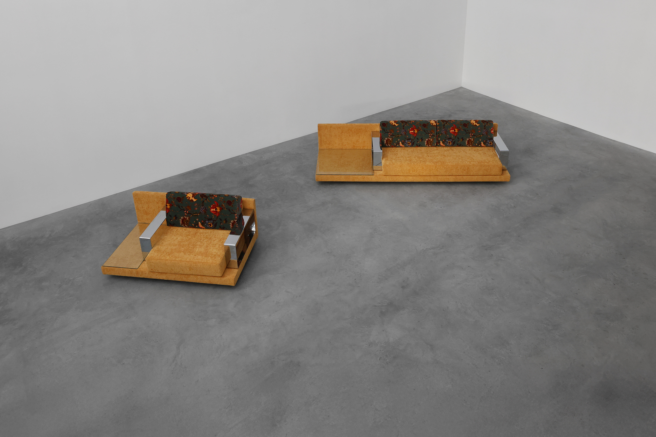 Mid-Century Modern Italian Living Room Set, 1960s, Set of 2thumbnail